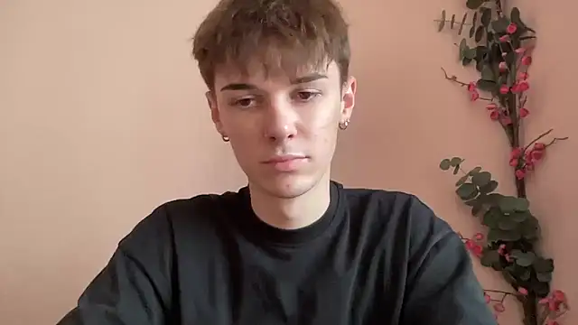 Snapshot of Milk_Guy chatting on October 14, 10:49 am Milk Guy online show from October 14, 10:49 am