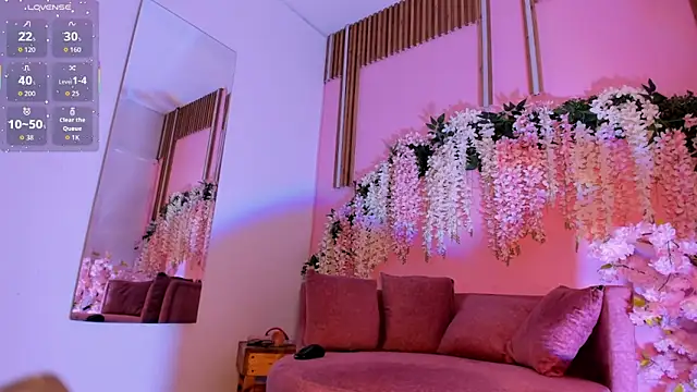 ThiccyLexxy online show from November 30, 12:42 pm