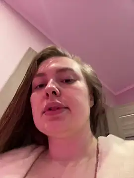 DeniMilkyyyyy online show from October 4, 9:35 pm