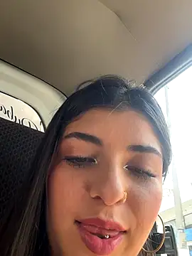 Isaa-Sweet online show from September 22, 3:36 pm