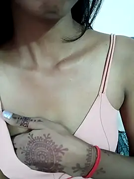 Snapshot of Small_Titss chatting on October 24, 5:37 am Small Titss online show from October 24, 5:37 am