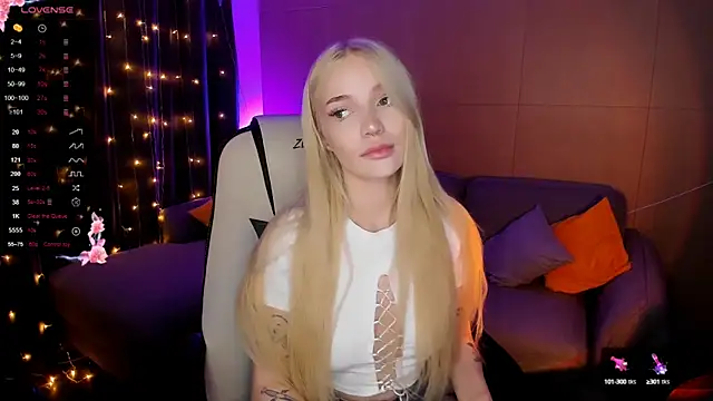 AnyaTaylor  online show from October 13, 2:11 am