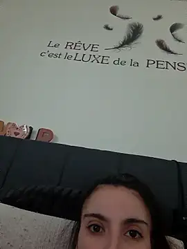 Snapshot of Michou02xXx chatting on March 11, 12:22 pm Michou02xXx online show from March 11, 12:22 pm