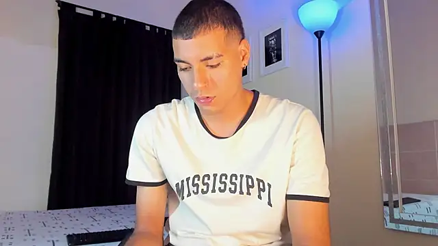 Snapshot of TeamPorn_19 chatting on October 26, 3:56 am TeamPorn 19 online show from October 26, 3:56 am