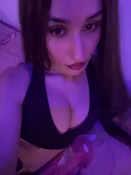 kendrafarq online show from March 14, 10:04 pm