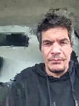 Snapshot of twitshe chatting on February 19, 3:08 pm twitshe online show from February 19, 3:08 pm