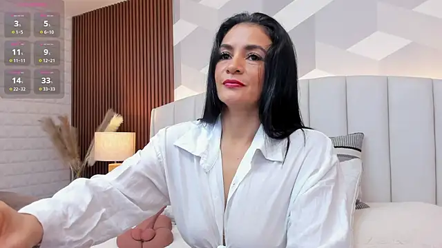 Mommy Naughty online show from October 10, 11:09 am