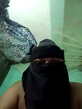 Snapshot of jenyfer709 chatting on February 13, 10:28 pm jenyfer709 online show from February 13, 10:28 pm