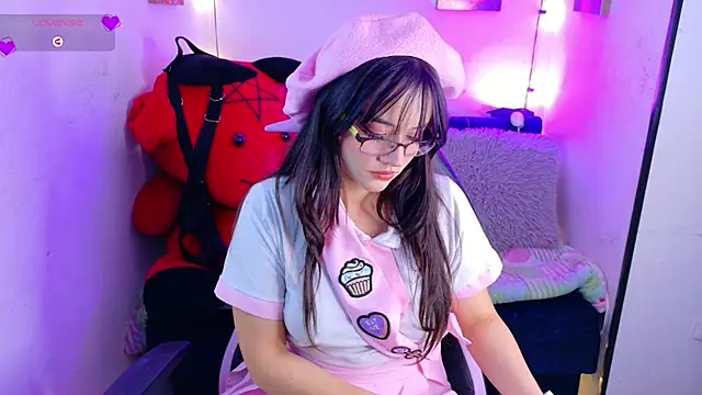 MiaVelvetDoll online show from October 2, 2:02 pm