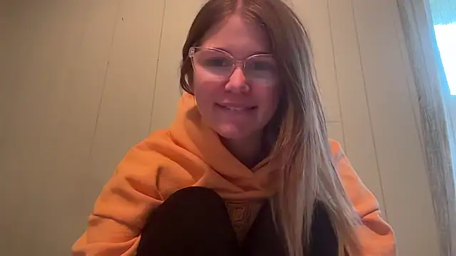 Riley ray69 online show from June 16, 3:47 pm