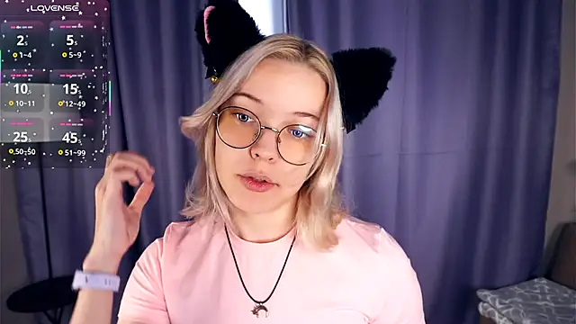 EdaKirkIin online show from October 31, 5:19 am