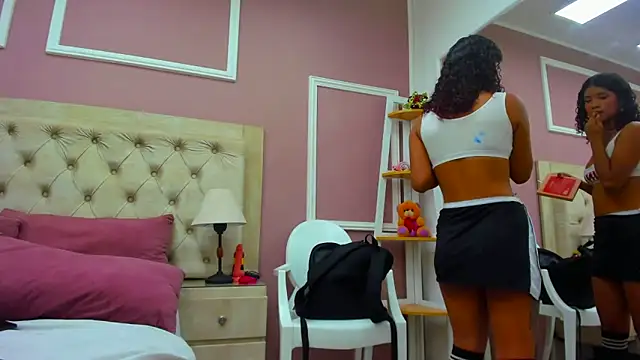 Snapshot of merlyaluna chatting on September 11, 5:24 pm merlyaluna online show from September 11, 5:24 pm