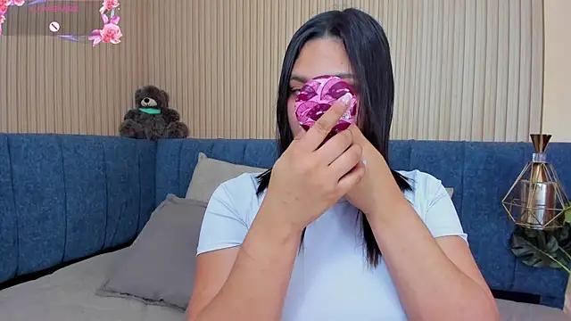 angel ponce online show from December 22, 7:11 pm