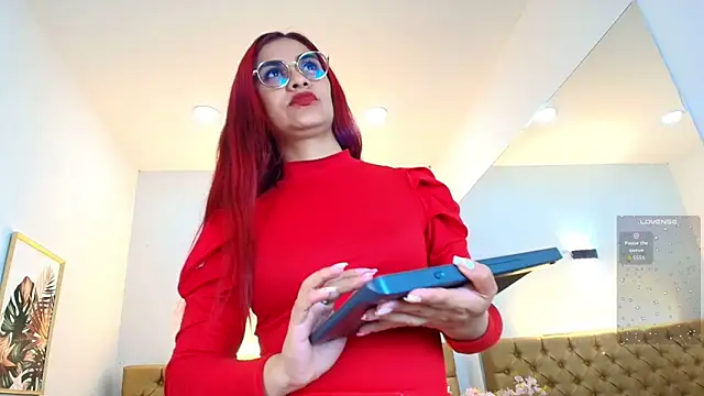 tiiny emilly online show from March 26, 7:19 pm