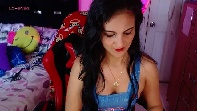 BasmaHernandez online show from May 27, 2:25 pm