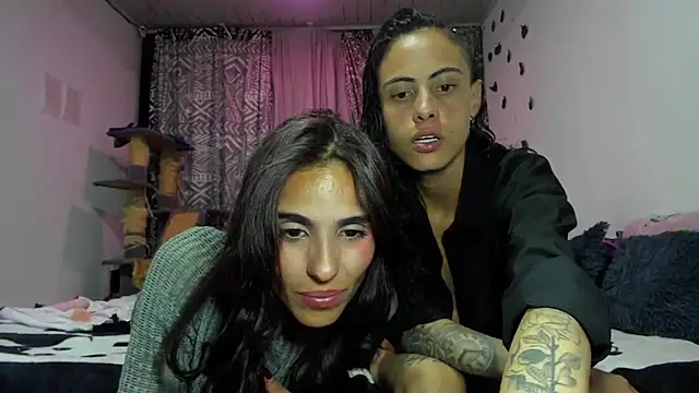 joyceandgavi7 online show from June 27, 7:57 am