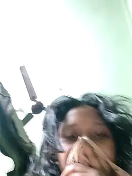 Snapshot of pujaroy363534 chatting on November 24, 12:49 pm pujaroy363534 online show from November 24, 12:49 pm