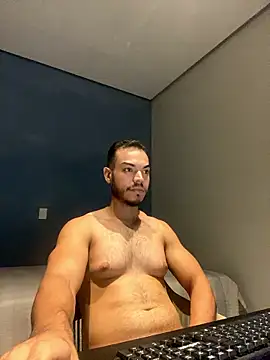 Snapshot of Parrudo321 chatting on January 14, 2:28 am Parrudo321 online show from January 14, 2:28 am