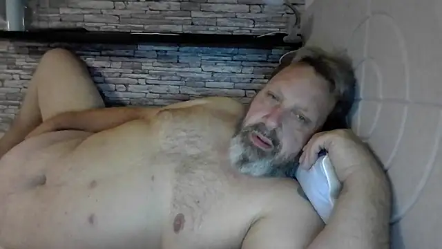 Snapshot of BigMan738@xh chatting on June 30, 10:33 pm BigMan738xh online show from June 30, 10:33 pm
