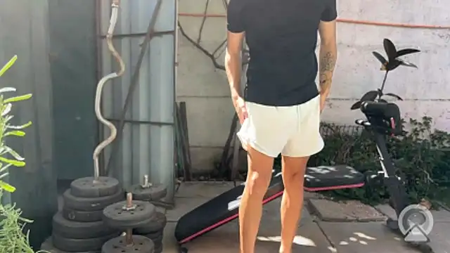 Snapshot of feeelipe2007 chatting on February 19, 7:10 pm feeelipe2007 online show from February 19, 7:10 pm