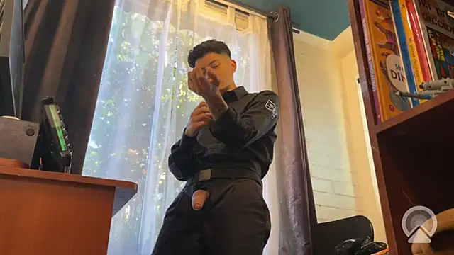 Snapshot of feeelipe2007 chatting on March 25, 11:49 am feeelipe2007 online show from March 25, 11:49 am