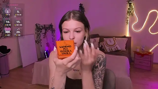 Lisa Blossom online show from July 8, 6:07 am