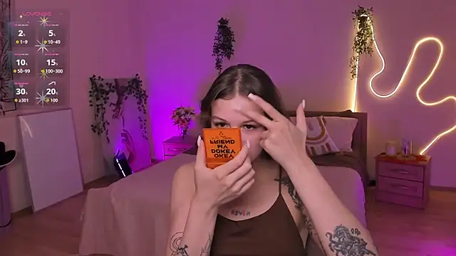 Lisa Blossom online show from July 14, 6:07 am