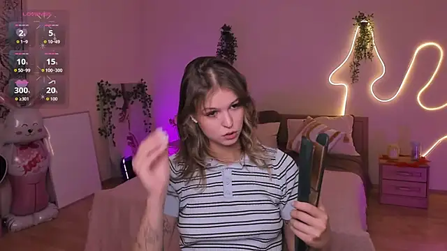 Lisa Blossom online show from July 28, 6:09 am