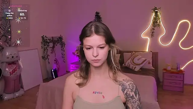 Lisa Blossom online show from July 29, 6:11 am