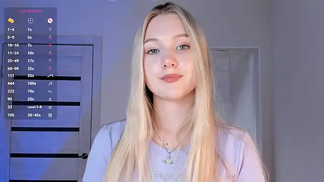 ArianeAumich online show from September 9, 9:53 am