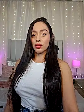 AriadnaTaylor online show from November 25, 5:46 pm