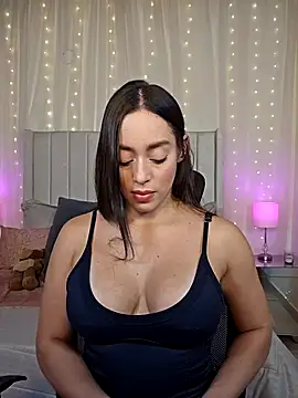 AriadnaTaylor online show from March 20, 5:29 pm