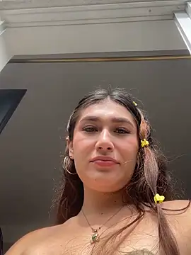 Snapshot of Isa_Villamarin chatting on September 16, 2:40 pm Isa Villamarin online show from September 16, 2:40 pm