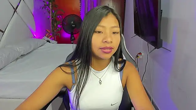 ValeriaJacobs online show from September 27, 2:44 pm