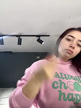 HannahCollyns online show from December 20, 12:12 pm