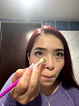 HannahCollyns online show from December 21, 12:23 pm