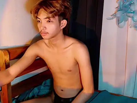 Snapshot of addicted_to_alex chatting on November 17, 6:30 am addicted to alex online show from November 17, 6:30 am