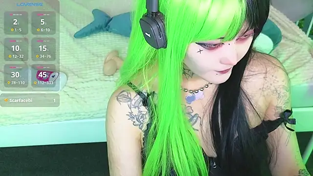 GothXRaven online show from November 7, 4:07 pm