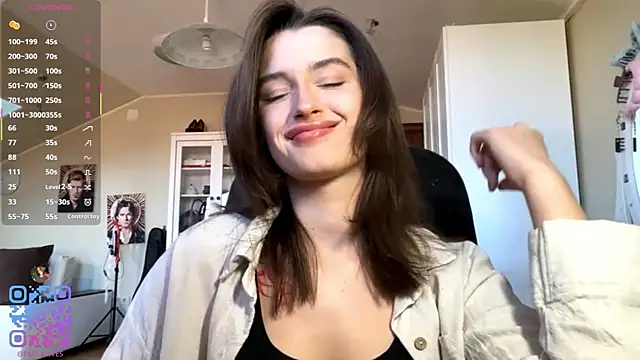 DarlineBrustera online show from May 23, 2:10 pm