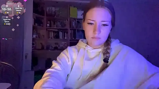 PandaFluff online show from February 2, 4:38 pm