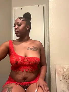 ObsessedWLyla online show from October 13, 10:15 am