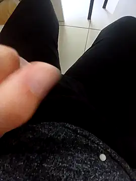 elisaelisa12 online show from September 21, 10:06 am