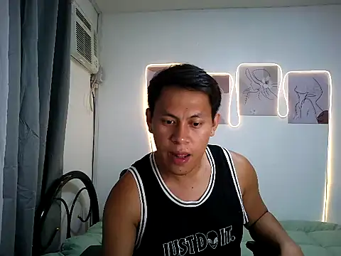 Snapshot of Ashley_Slutty chatting on April 1, 5:52 am Ashley Slutty online show from April 1, 5:52 am