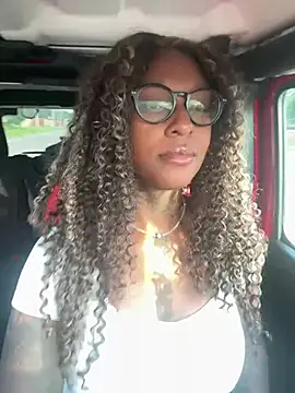 MistiSavannah online show from June 28, 12:44 pm