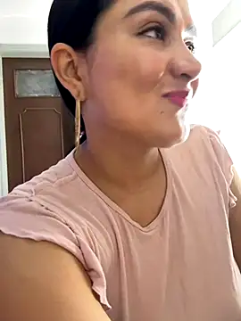 Snapshot of Rouse69_ chatting on October 4, 9:07 am Rouse69  online show from October 4, 9:07 am