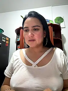 Snapshot of Rouse69_ chatting on October 15, 11:27 pm Rouse69  online show from October 15, 11:27 pm