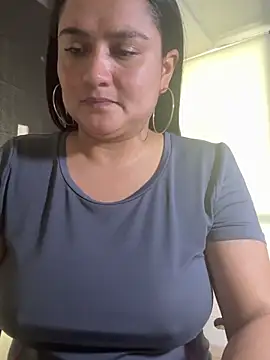 Snapshot of Rouse69_ chatting on January 11, 1:49 pm Rouse69 online show from January 11, 1:49 pm