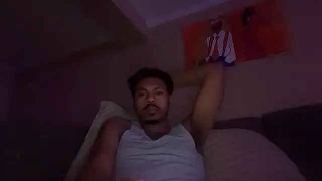 Snapshot of Yungandhungd chatting on April 6, 5:41 am Yungandhungd online show from April 6, 5:41 am