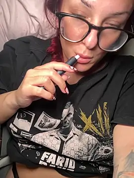 Snapshot of OliviaaFischer chatting on October 14, 10:43 pm OliviaaFischer online show from October 14, 10:43 pm