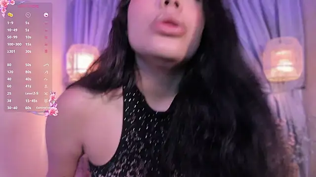 Snapshot of RenataLeclair chatting on March 4, 4:35 pm RenataLeclair online show from March 4, 4:35 pm